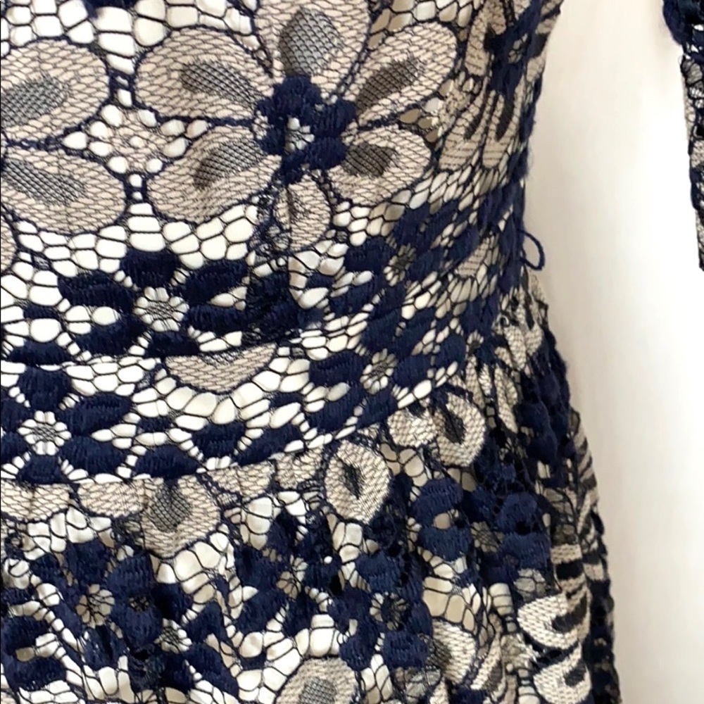 Motherhood Maternity Navy Floral Lace Dress Sz M - Picture 9 of 15